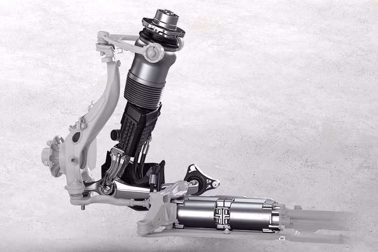 Porsche Active Ride bao gồm 4 giảm xóc khí nén tích hợp bộ bơm điện để điều chỉnh lượng áp suất thủy lực đi vào van điều tiết. Những máy bơm động cơ này được cung cấp năng lượng từ pin 400 volt của ôtô.