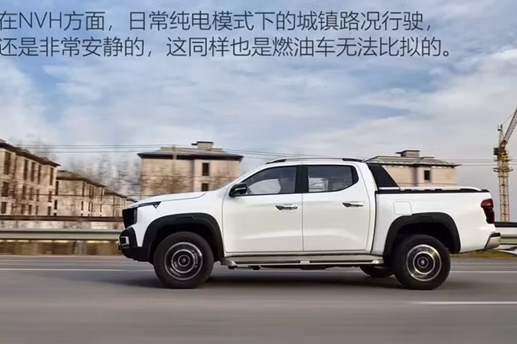 Xe bán tải Changan Hunter sẽ được trang bị cụm pin lithium iron phosphate 31,18kWh,nhờ đó mà có phạm vi hoạt động thuần điện theo chu trình thử nghiệm CLTC của Trung Quốc là 180 km và phạm vi hoạt động toàn diện hơn 1.000 km.