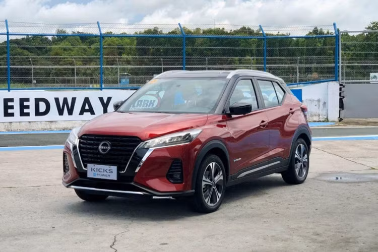 Họ cho rằng Nissan Kicks e-Power không phải là xe điện và việc công nhận này sẽ tạo tiền lệ xấu cho các mẫu xe khác sử dụng công nghệ hybrid nối tiếp tự nhận là xe điện. Việc này cũng dễ dẫn đến nhận diện sai lầm về các xe có phát thải khí thải ra môi trường nhưng lại bị nhầm lẫn là xe điện.