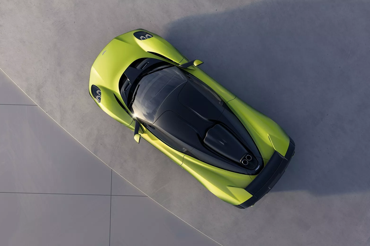 Trợ lực điện cũng làm giảm độ trễ tăng áp đáng kể và năng lượng bị mất có thể được thu lại khi phanh. Valhalla thậm chí có thể chạy hoàn toàn bằng điện trong phạm vi lên đến 14 km mặc dù tốc độ tối đa bị giới hạn ở mức 140 km/h.