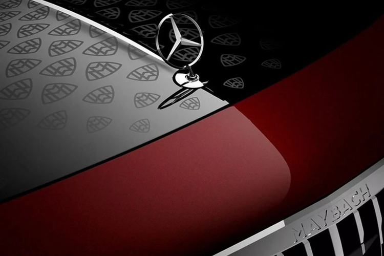 Dự kiến, phiên bản siêu sang của mẫu xe sang Mercedes-Maybach SL-Class mui trần sẽ ra mắt tại tuần lễ Monterey Car Week vào giữa tháng 8/2024 ở California, Mỹ. Mới đây, một số hình ảnh mới nhất của mẫu xe này được lan truyền trên mạng xã hội.
