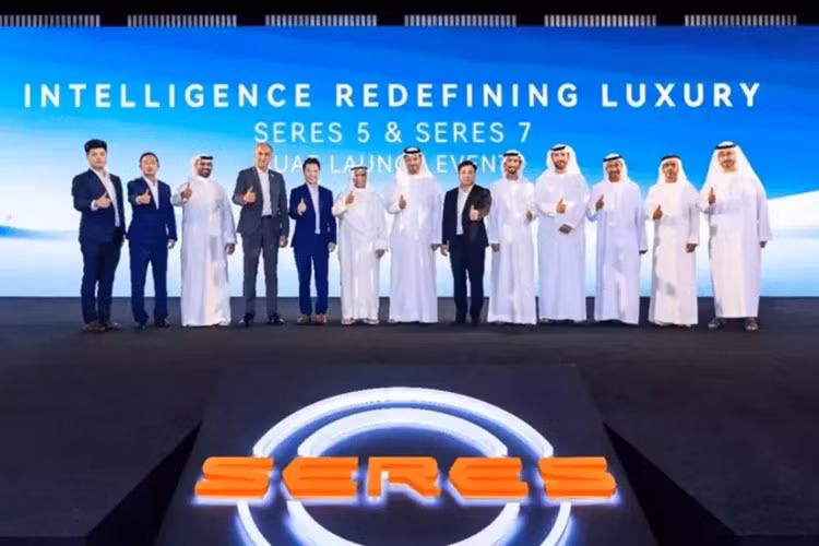 Gần đây, thương hiệu Aito của Seres đã hợp tác với Green Motors để ra mắt mẫu xe SUV Aito M7 2024 mới của hãng điện thoại Huawei tại Các Tiểu vương quốc Ả Rập Thống nhất (UAE).