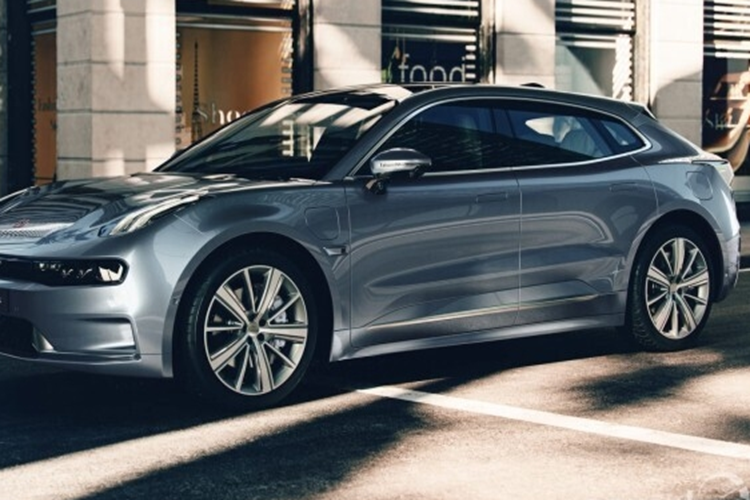 Bắt đầu từ quý 2, Urban NZP cũng sẽ triển khai đợt thử nghiệm công khai đầu tiên cho người dùng tại các thành phố cốt lõi trên toàn quốc. Zeekr 001 mới có 1.118 nâng cấp so với mẫu cũ và đã được phát triển toàn diện về ba khía cạnh điện, điều khiển lái, buồng lái, an toàn và thông minh, như một sự thay thế.