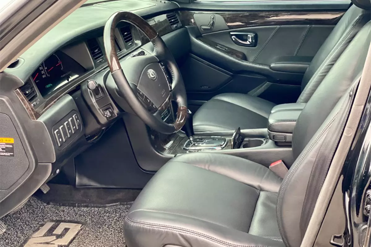 Đa số cho rằng chiếc xe này chưa tương xứng với con số đề xuất 450 triệu do xe sản xuất năm 2007 chưa "đủ tuổi" để xếp vào nhóm xe cổ. Dẫu chỉ có 1 chiếc duy nhất tại Việt Nam nhưng chiếc xe này không phải hàng sản xuất giới hạn với số lượng cực ít trên thế giới.