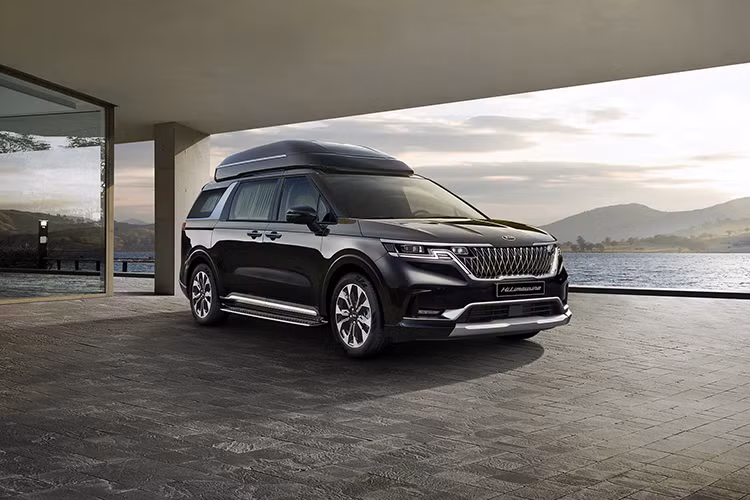 Hiện phiên bản cao cấp của mẫu xe MPV Kia Carnival Hi-Limousine 2024 mới đã hoàn tất chứng nhận tiếng ồn và khí thải tại “quê nhà” Hàn Quốc.