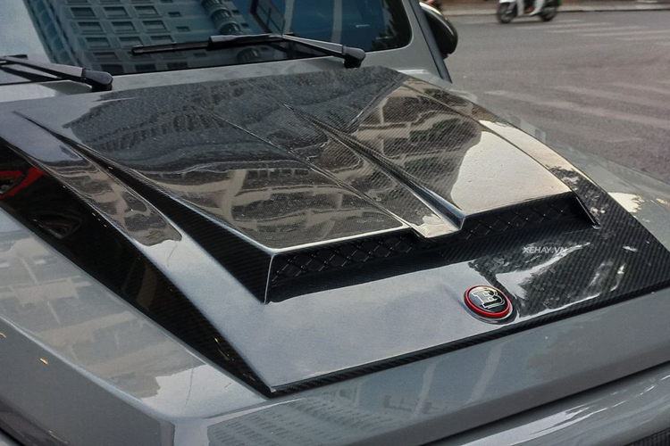 Chiếc SUV off-road được trang bị động cơ tăng áp kép V8 dung tích 4.5L sản sinh công suất 900 mã lực và mô-men xoắn cực đại 1.250 Nm.