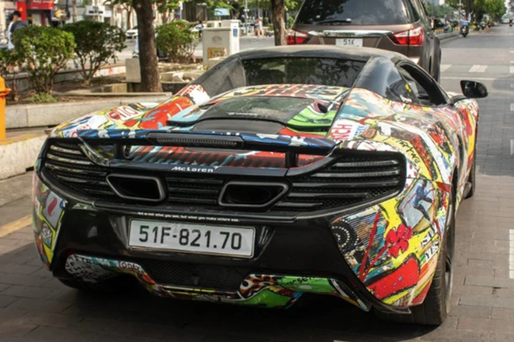 Nguyên bản, siêu xe mui trần McLaren 650S Spider được trang bị động cơ V8, tăng áp kép, dung tích 3.8 lít, sản sinh công suất tối đa 641 mã lực tại vòng tua máy 7.250 vòng/phút và mô-men xoắn cực đại 678 Nm tại vòng tua máy 6.000 vòng/phút.