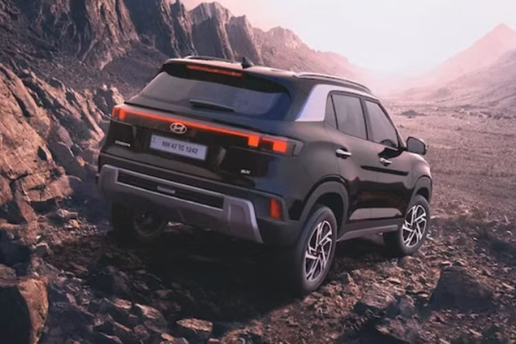 Mặc dù Hyundai chưa lên tiếng xác nhận và vẫn chưa có thông tin chi tiết về động cơ, tầm hoạt động, hay dung lượng pin, nhưng dự kiến Hyundai Creta EV sẽ ra mắt chính thức vào năm 2025.