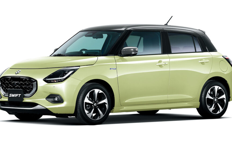 Nằm bên dưới nắp ca-pô của Suzuki Swift 2024 ở thị trường Nhật Bản là 2 tùy chọn động cơ. Đầu tiên là động cơ xăng 3 xi-lanh, hút khí tự nhiên, dung tích 1.2L, tạo ra công suất tối đa 82 mã lực và mô-men xoắn cực đại 108 Nm. Động cơ kết hợp với hộp số biến thiên vô cấp CVT.