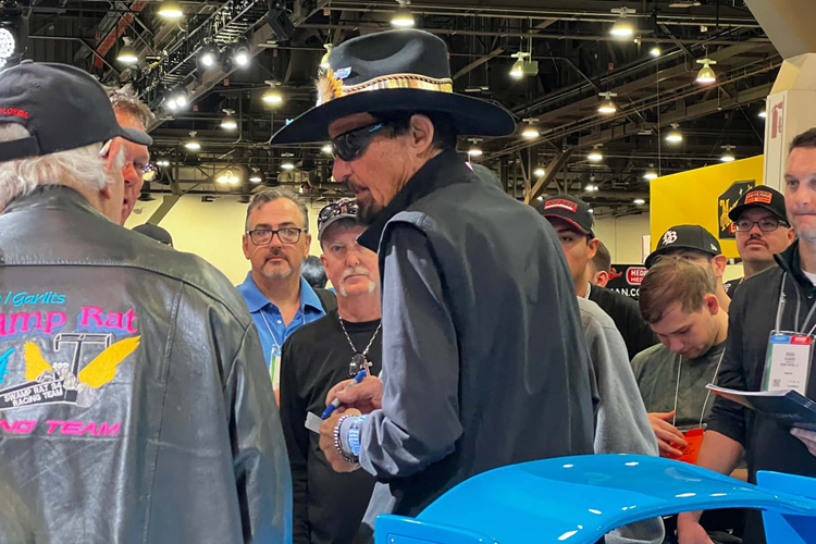 Họ hợp tác với Toyota và đã có một số tay đua tham gia NASCAR bao gồm Erik Jones, người mang số 43 legacy với Camry XSE của mình. Rutledge Wood chính là người đã có tình bạn kết nối lâu năm với gia đình Petty và chính ông đã có ý tưởng muốn dùng cách này để tri ân tay đua và chiếc Superbird cổ điển.