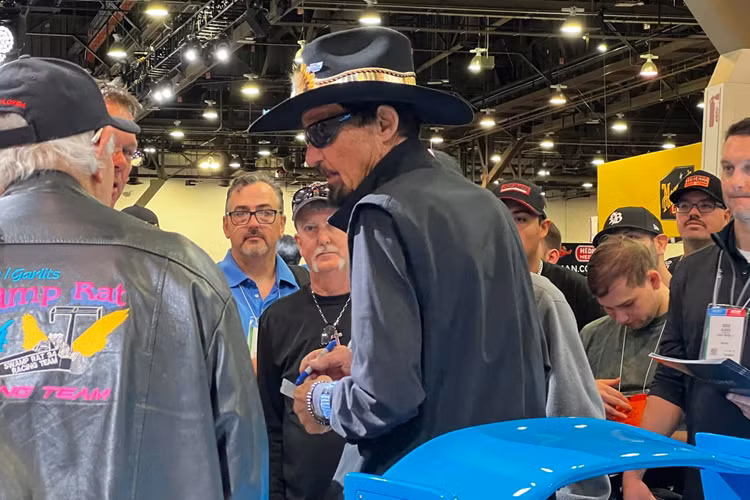 Họ hợp tác với Toyota và đã có một số tay đua tham gia NASCAR bao gồm Erik Jones, người mang số 43 legacy với Camry XSE của mình. Rutledge Wood chính là người đã có tình bạn kết nối lâu năm với gia đình Petty và chính ông đã có ý tưởng muốn dùng cách này để tri ân tay đua và chiếc Superbird cổ điển.