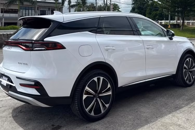 Sau bộ 3 xe Dolphin, Atto 3 và Seal ra mắt khi gia nhập thị trường Việt vào tháng 7/2024, “ông lớn” xe điện Trung Quốc BYD dự kiến sẽ ra mắt thêm xe mới ngay trong tháng 10 tới, một trong số đó là mẫu SUV cỡ D mang tên BYD Tang.