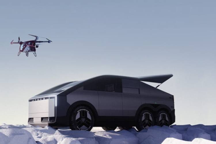 Đầu tiên là một chiếc xe điện Land Aircraft Carrier chuyên chở có kích thước như ôtô bình thường. Thứ hai là một chiếc máy bay không người lái cỡ lớn, có thể kết nối với xe chuyên chở. Xe điện chuyên chở sở hữu kích thước chiều dài x rộng x cao lần lượt là 5.500 x 2.000 x 2.000 mm.