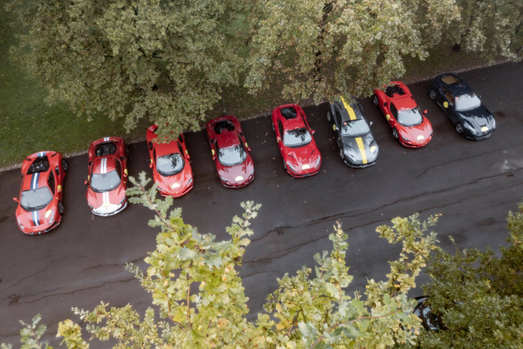 Đoàn xe cũng đã đi qua những điểm dừng chân tại các điểm đến ẩm thực và rượu vang lớn để nếm thử những món ngon của vùng đất giàu nguyên liệu và các món ăn mang tính biểu tượng