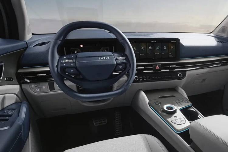 Lẫy chuyển số Sportage hybrid có thể điều chỉnh cấp độ phanh tái sinh, hệ thống sẽ tự động điều khiển giai đoạn phanh tái tạo theo điều kiện đường xá và thông tin. Đồng thời chế độ lái “Baby Mode” dành cho trẻ sơ sinh mang lại cảm giác lái thoải mái cho trẻ sơ sinh và trẻ nhỏ.