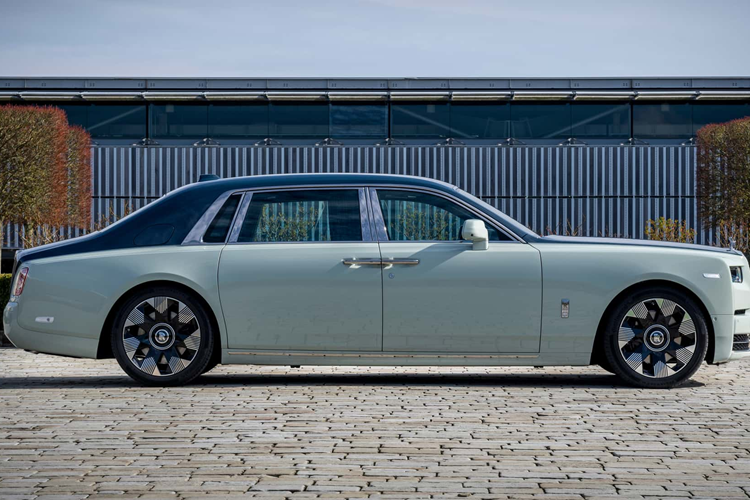 Chính vì vậy, những chiếc xe này sẽ sớm được đưa khỏi “Đại bản doanh” của thương hiệu và sớm bàn giao tới tay chủ sở hữu thông qua triển lãm Auto China 2024 diễn ra từ ngày mai (25/4).