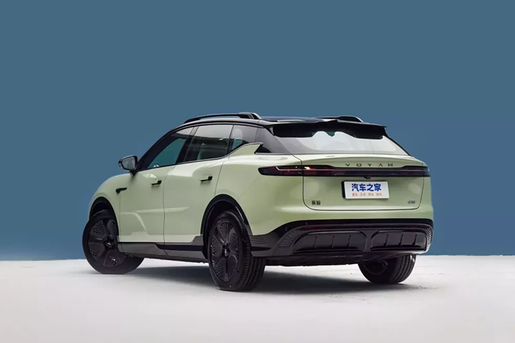 Voyah là thương hiệu con của hãng xe Dongfeng, rất nổi tiếng tại Việt Nam với các dòng xe tải, Voyah chuyên sản xuất ra các xe điện, 1 điều cần thiết khi ngành công nghiệp xe Trung Quốc đang điện khí hóa. Mới đây, hãng đã tung ra chiếc Voyah Zhiyin 2024 mới.