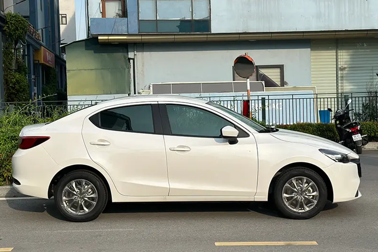 Trong thời gian qua, mẫu xe này vẫn sở hữu doanh số khá ổn định. Trong tháng 4/2024, Mazda2 Sedan đạt doanh số 427 xe, giảm nhẹ 5,7% so với tháng liền trước.