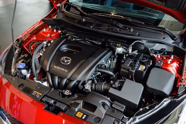 Bản 1.5L Luxury có giá ưu đãi mới là 484 triệu đồng thay cho mức niêm yết 509 triệu đồng. Trong khi đó, bản 1.5L Premium cao cấp nhất vẫn giữ giá bán ở mức 534 triệu đồng.