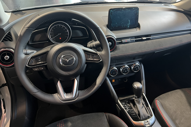 Ngoài giá bán hấp dẫn, Mazda2 còn sở hữu thiết kế khá đẹp mắt và hợp thị hiếu của người Việt.