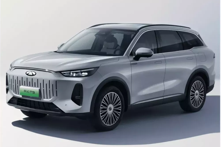 Fulwin là 1 trong những thương hiệu con của tập đoàn Chery, hãng xe này đã tạo ra 1 số sản phẩm đáng chú ý, mới đây vào ngày 21/5/2024, Chery đã chính thức ra mắt chiếc SUV plug-in hybrid hoàn toàn mới của mình mang tên gọi Chery Fulwin T9 PHEV 2024 mới thuộc dòng Fulwin.