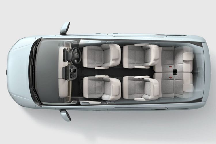 Giống như phiên bản tiền nhiệm, Honda Freed có sẵn phiên bản chạy xăng và phiên bản sử dụng động cơ Hybrid, cả hai đều có phiên bản dẫn động 2WD và 4WD.