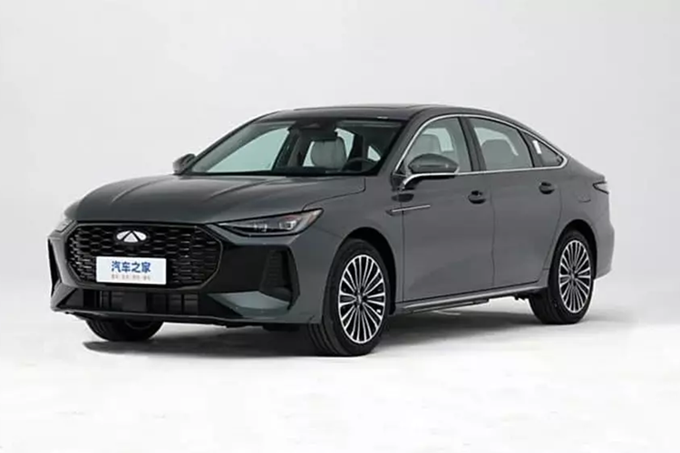 Thông báo này được đưa ra hai tháng sau khi thương hiệu SAIC Roewe giành được danh hiệu với D7 DMH . Nó nhấn mạnh sự thúc đẩy kể từ khi BYD ra mắt công nghệ DM 5.0 cho các nhà sản xuất ô tô lớn hơn ở Trung Quốc để tạo ra các mẫu xe PHEV có phạm vi hoạt động ngày càng tăng.