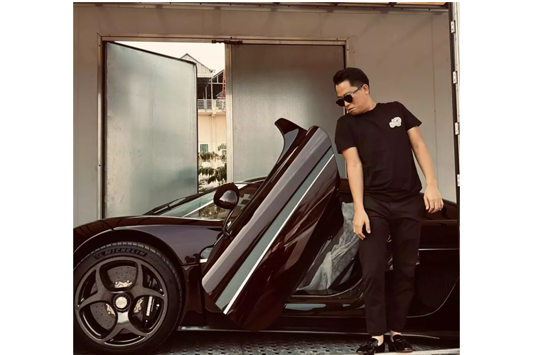 Tuy nhiên là thời gian chính xác diễn ra sự kiện còn phải phụ thuộc vào vấn đề siêu phẩm Koenigsegg Regera trăm tỷ sẽ được làm thủ tục nhanh hay chậm để vào Việt Nam, xe chưa về tới Campuchia.