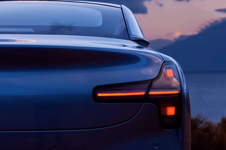 Có hai danh sách riêng biệt cho Xpeng M03 và một trong những danh sách có hai trọng lượng nên xe tùy theo thông số kỹ thuật có trọng lượng lần lượt là 1631, 1661 hoặc 1739 kg.