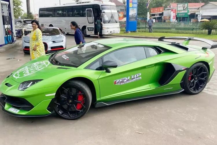 Hiện tại, chưa rõ là chủ nhân chiếc siêu xe Bugatti Chiron Super Sport có đăng ký góp mặt vào hành trình siêu xe lớn nhất thế giới hay không, còn Bugatti Chiron đã chắc suất tham dự hành trình siêu xe lớn nhất thế giới.