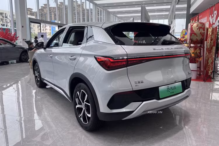 Kiểm soát hành trình biến thiên với Stop &amp; Go, 7 túi khí, camera 360, cảm biến đỗ xe trước sau... Sau Atto 3, có thể BYD sẽ tiếp tục giới thiệu tới người tiêu dùng Việt Nam các mẫu xe khác là: BYD Seal, BYD Denza B5, BYD Denza D9, BYD Dolphin...