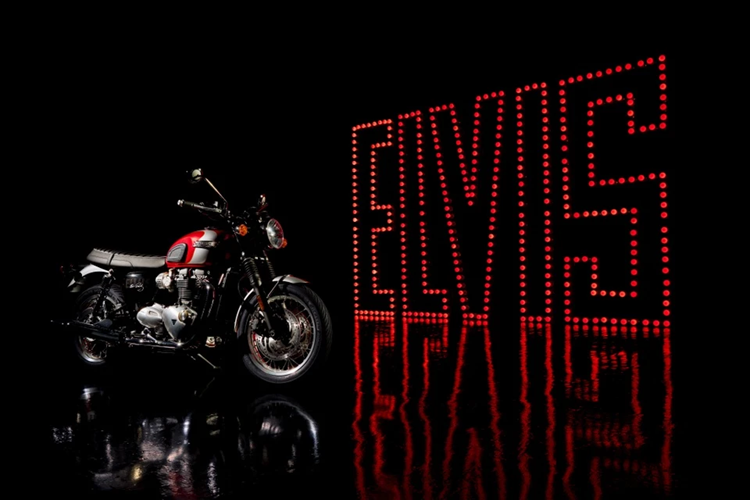 Triumph Bonneville T120 Elvis Presley Limited Edition ra mắt với tông màu đặc trưng từ buổi biểu diễn "'68 Comeback Special" của ca sĩ này.