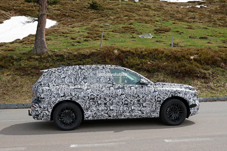 Thông số kỹ thuật của Audi Q7 2026 vẫn chưa được tiết lộ. Tuy nhiên, Q7 có thể sẽ là một trong những chiếc Audi cuối cùng cung cấp động cơ đốt trong vì công ty đang tìm cách loại bỏ dần các mẫu xe động cơ đốt trong vào năm 2033.