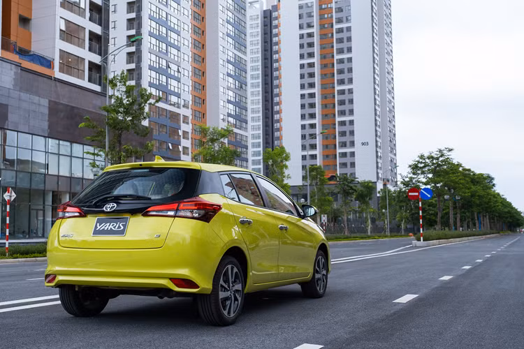 Tính từ đầu năm đến nay, Yaris Cross đã đạt doanh số gần 3.000 chiếc, vượt qua nhiều đối thủ như Hyundai Creta và Kia Seltos để vươn lên xếp thứ 2 phân khúc CUV/SUV cỡ B.