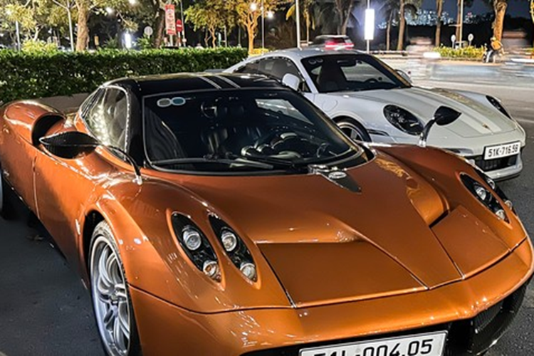 Ngoài thiết kế ấn tượng ra, Elva không có gì quá nổi trội với sức mạnh vẫn đến từ khối động cơ V8, tăng áp kép, dung tích 4.0 lít tương tự như các siêu xe McLaren 720S, 720S Spider hay cả siêu phẩm hypercar McLaren Senna của Hoàng Kim Khánh hay Đặng Lê Nguyên Vũ sở hữu.