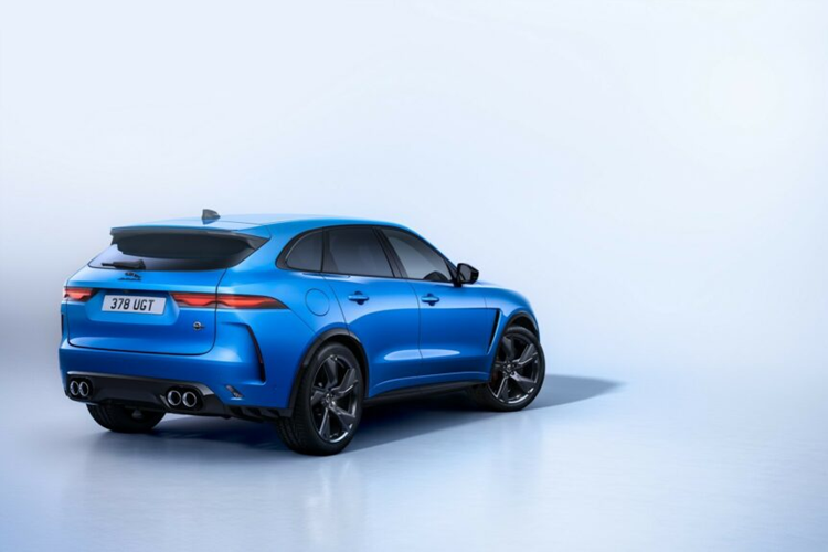 Hai phiên bản này sẽ là bản cuối cùng của dòng xe F-Pace này trước khi dòng xe bị khai tử vào cuối năm nay. Tính đến nay đã có hơn 328.000 chiếc F-Pace được xuất xưởng kể từ khi mẫu xe này ra mắt vào năm 2015.