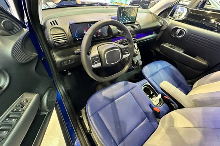 Khung gầm bản này sử dụng có thể là loại Hyundai-Kia SA giống Kia Ray EV thay vì dòng K1 của Casper nguyên bản. Chưa rõ Hyundai Casper EV sẽ có kích thước ra sao nhưng sự khác biệt về khung gầm có thể sẽ khiến kích thước của hai bản này đôi chút khác nhau.