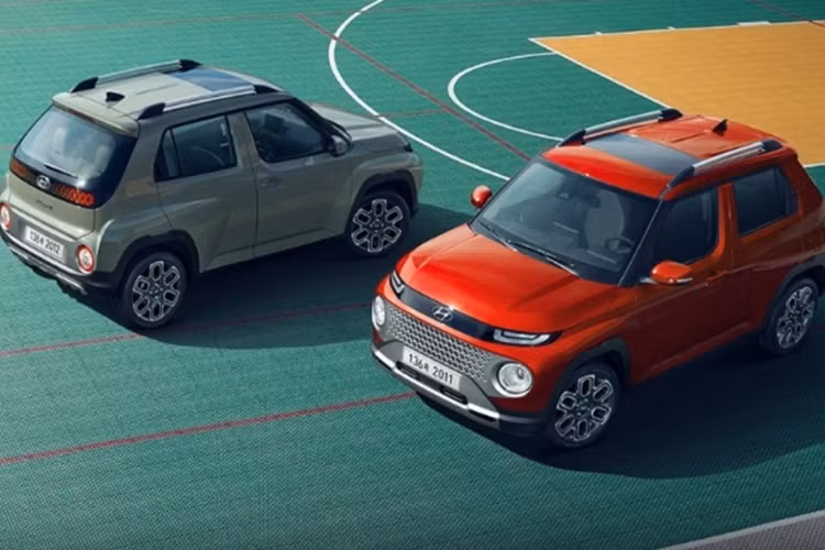 Hyundai Casper EV 2025 mới sẽ được lắp ráp chung dây chuyền với bản xăng tại Gwangju (Hàn Quốc). Pin xe sử dụng là loại LFP giống pin xe điện Trung Quốc để mang lại tầm vận hành khoảng 300 km mỗi lần sạc.