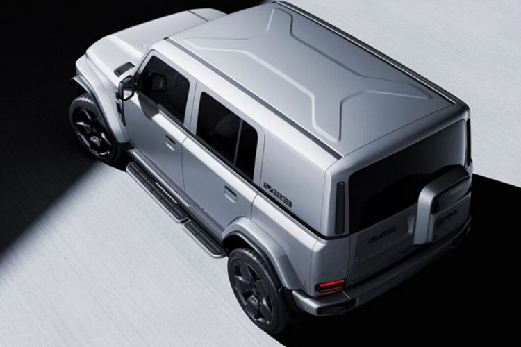 Không chỉ ngoại thất mà cả nội thất của Chery iCar V23 cũng khiến nhiều người liên tưởng đến Land Rover Defender, đặc biệt là cụm vô lăng.