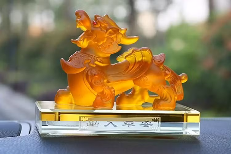 Nhung nguyen tac phong thuy oto hut tai loc nam Giap Thin 2024