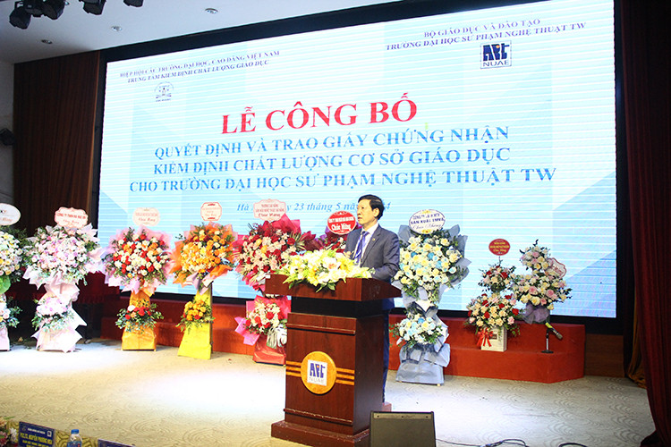 NUAE dat kiem dinh chat luong co so giao duc chu ky 2-Hinh-2