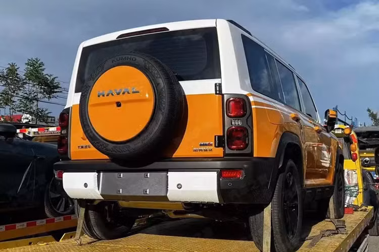 Mẫu xe mới cũng sẽ được nâng cấp về hệ thống điện, dẫn đến mức tiêu thụ năng lượng thấp hơn (được tối ưu hóa thông qua 17 chiến lược điều khiển), khả năng kiểm soát tốt hơn (thêm thuật toán băng và tuyết ở nhiệt độ thấp, chuyển số mượt mà hơn và phản ứng nhanh nhẹn hơn khi lái xe trên tuyết)