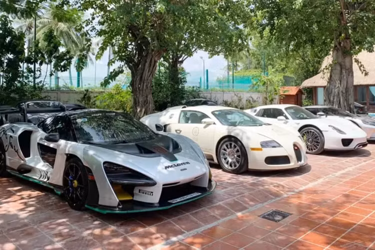 Như vậy chỉ trong 1 lần ngẫu hứng, "Qua" Vũ đã chia sẻ chi ra 1.000 tỷ đồng để mua xe trong năm 2022, đây là kỷ lục không chỉ ở Asean mà còn ở thế giới dành cho 1 nhà sưu tập, điều này cho thấy sự đam mê của Chủ tịch Trung Nguyên.