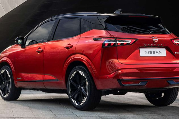 Là phiên bản nâng cấp giữa vòng đời, do đó, Nissan Qashqai 2024 không có sự thay đổi về động cơ. Bản mild hybrid được trang bị máy xăng 1.3L kết hợp với mô-tơ điện, cho 2 mức công suất đầu ra là 138 mã lực hoặc 158 mã lực.