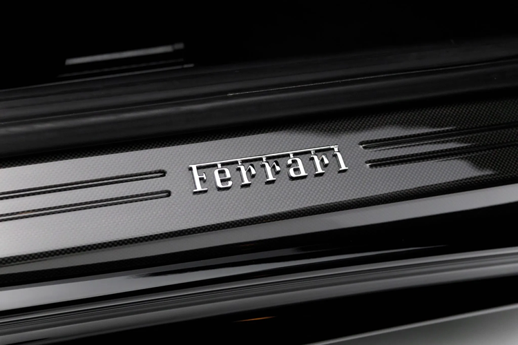 Chiếc xe được đặc tên nhằm tri ân tới giải đua ô tô Tour de France được tổ chức từ năm 1899 đến 1986 và Ferrari thường giành chiến thắng với mẫu xe huyền thoại Ferrari 250 trong khoảng thời gian từ 1956 đến 1964.