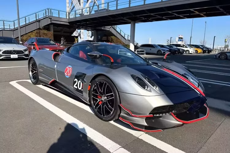 Nhưng hứa hẹn sẽ có 1 buổi tiệc gần 50 xe hypercar và megacar, chắc suất có Pagani Huayra BC Roadster bản sản xuất giới hạn 40 xe trên toàn thế giới, thông tin này được chính chủ nhân của xe, 1 đại gia chơi xe rất máu mặt ở Singapore với Pagani Huayra BC Roadster, Koenigsegg Regera RS độc bản, Nissan GT-R50 giá khởi điểm 1,15 triệu đô la, Lexus LFA...