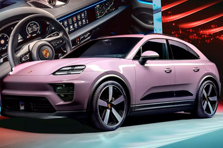 SUV điện Porsche Macan EV có 2 phiên bản gồm: Macan 4 có giá khởi điểm 78.800 USD (khaongr 1,93 tỷ đồng), chưa bao gồm phí vận chuyển 1.650 USD (khoảng 40 triệu đồng) và Macan Turbo có giá khởi điểm 105.300 USD (khoảng 2,6 tỷ đồng), cũng chưa bao gồm phí vận chuyển.