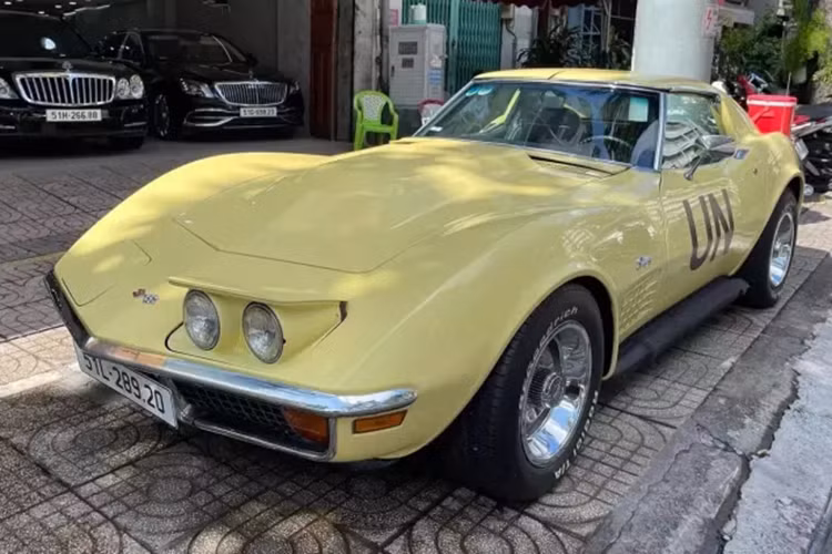 C3 là thế hệ thứ ba của dòng xe thể thao Corvette được Chevrolet sản xuất từ năm 1967 đến năm 1982. Động cơ và các bộ phận khung gầm chủ yếu được giữ nguyên từ thế hệ trước, nhưng thân xe và nội thất thì mới.