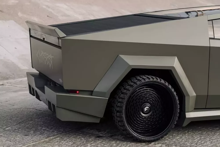 Bộ sản phẩm được làm từ nhựa ABS và không cần tỉa hay cắt bỏ bất kỳ tấm thân Cybertruck nguyên bản nào như 1 số hãng độ hay làm trên các siêu xe, xe sang và SUV mỗi khi lắp wide bodykit.