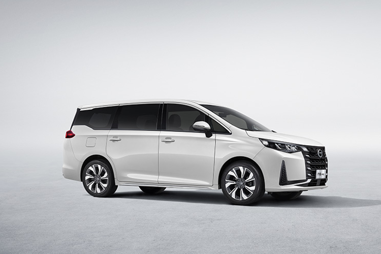 Bên cạnh việc tiết lộ kế hoạch tăng giá bán GAC M6 Pro, hãng xe Trung Quốc còn công bố chương trình khuyến mãi dành cho 3 mẫu xe của mình trong tháng 11/2024 này. Theo đó, khách hàng mua GAC M6 Pro sẽ được tặng đồng hồ thông minh GAC Smart Watch.